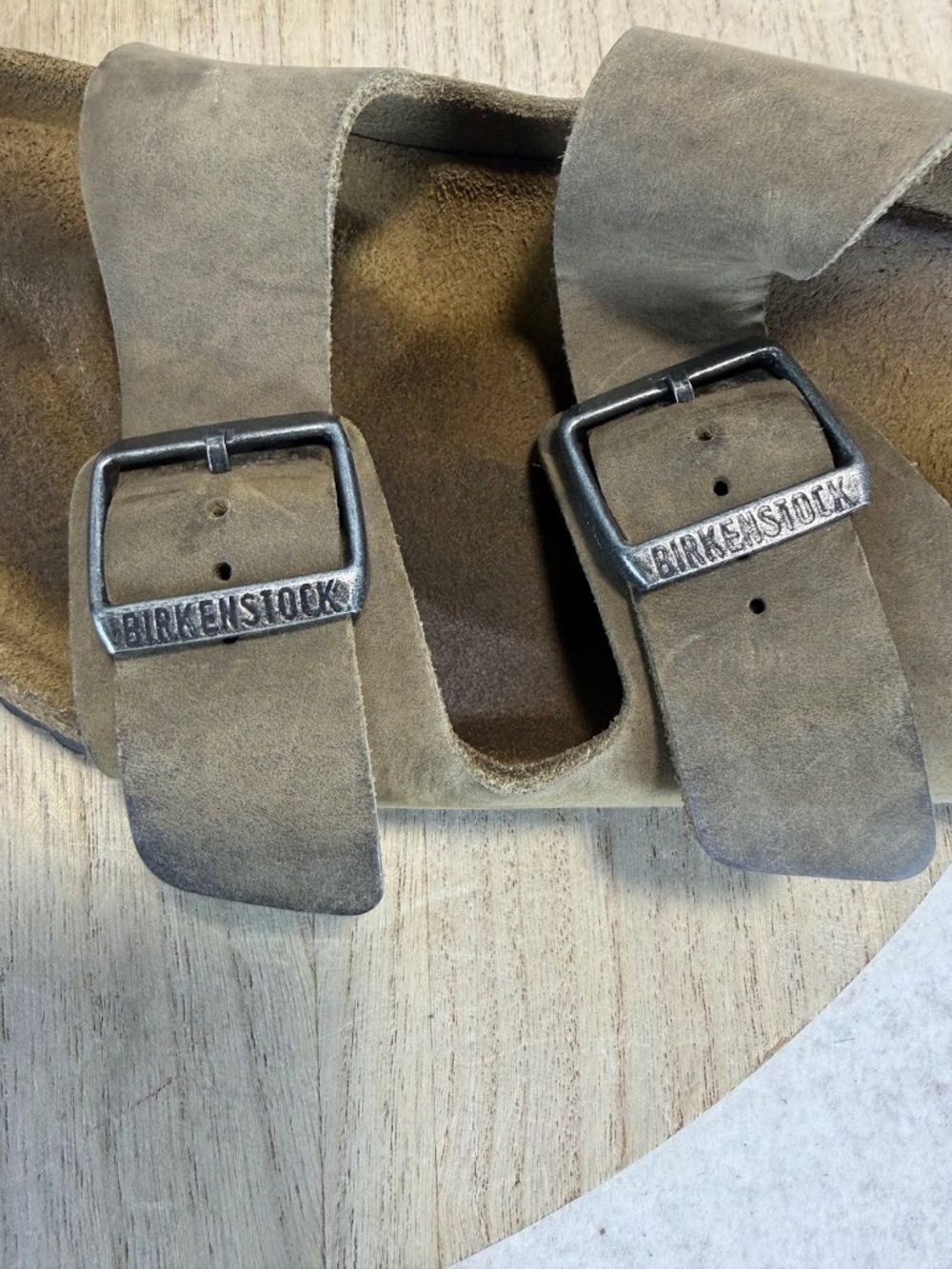 Birkenstock Arizona Taupe Suede Sandals EU 42 US Men 9-9.5 Narrow Fit - Picture 8 of 9